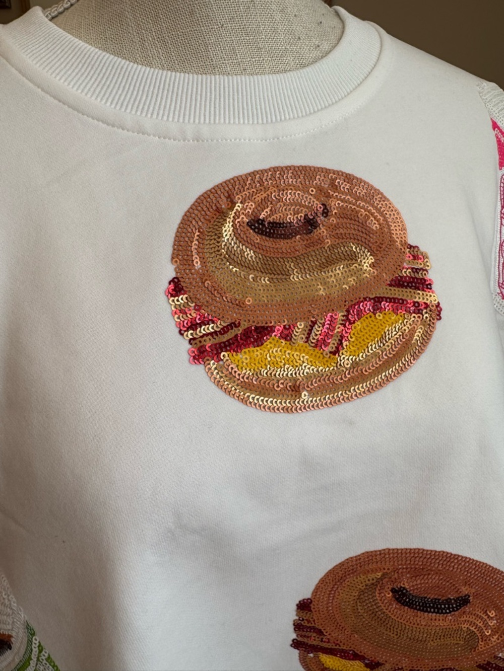 ❌SOLD❌New! QUEEN OF SPARKLES White Sequin Bagel & Coffee Sweatshirt - Picture 6 of 9